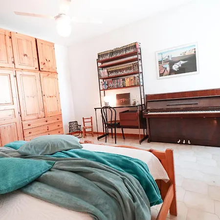 Azzurras House Near The Sea In *