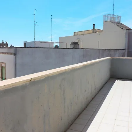 Azzurras House Near The Sea In