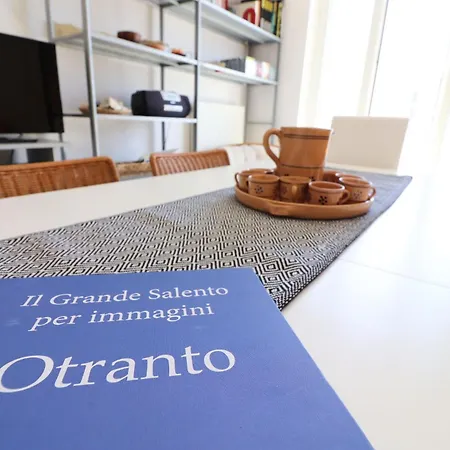 Azzurras House Near The Sea In Feriehus Otranto