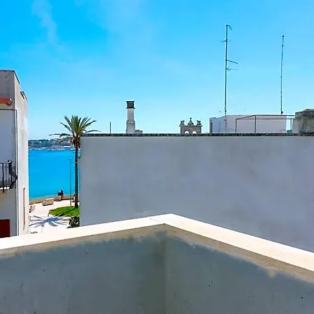 Azzurras House Near The Sea In Сasa de vacaciones Otranto