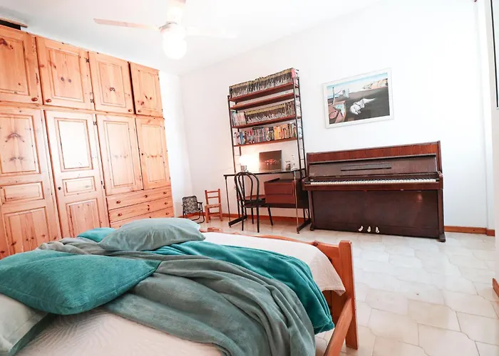 Azzurras House Near The Sea In *